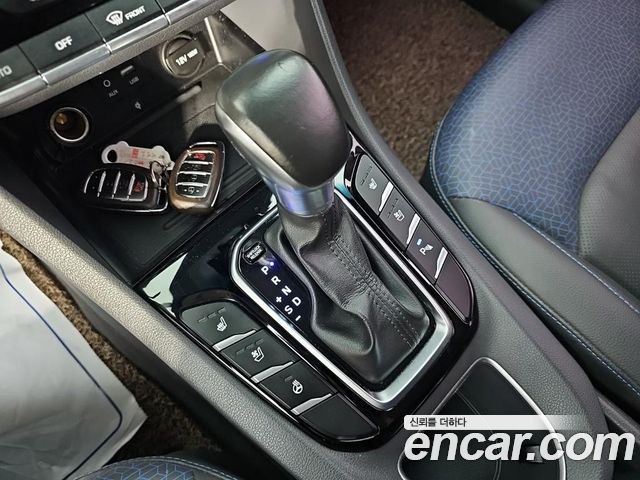 Hyundai Ioniq 2016 — photo 8
