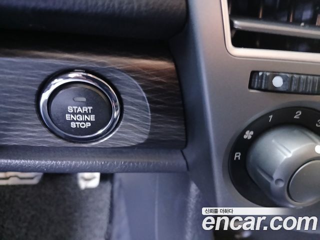 KG Mobility KORANDO 2017 — photo 12