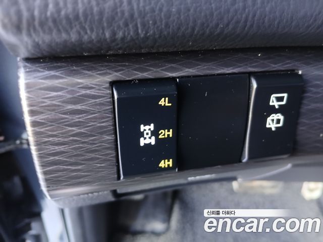 KG Mobility KORANDO 2017 — photo 17