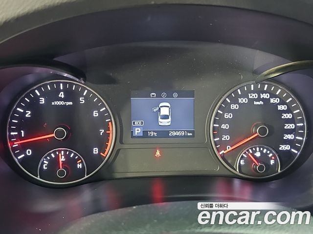 Kia K5 2019 — photo 7