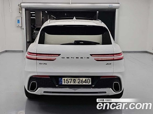 Genesis GV70 2021 — photo 3