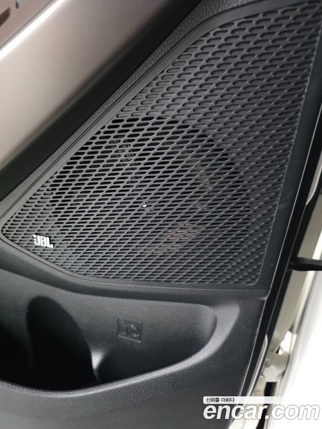 Hyundai Maxcruz 2017 — photo 12