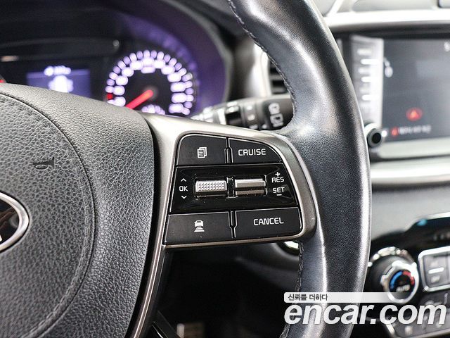 Kia Sorento 2019 — photo 15