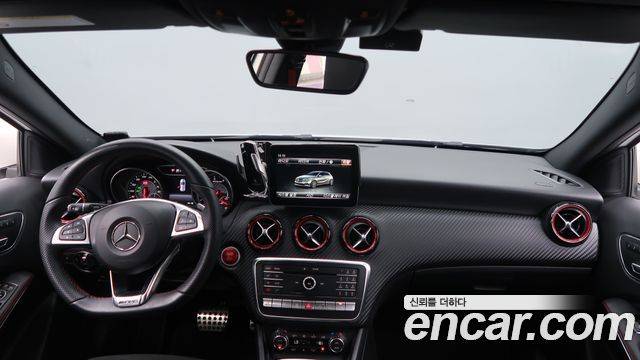 Mercedes-Benz A-Class 2018 — photo 7