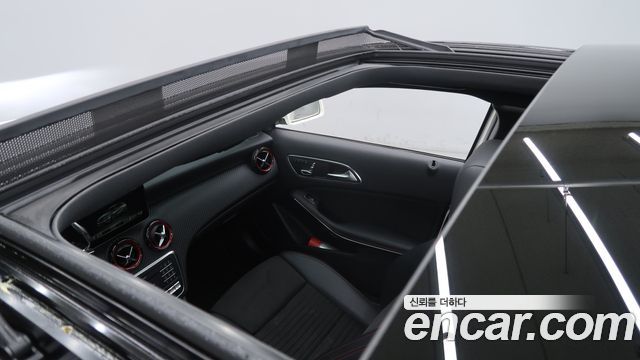 Mercedes-Benz A-Class 2018 — photo 15