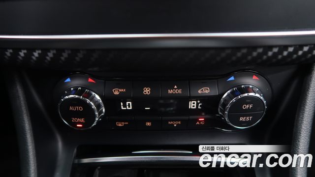 Mercedes-Benz A-Class 2018 — photo 16