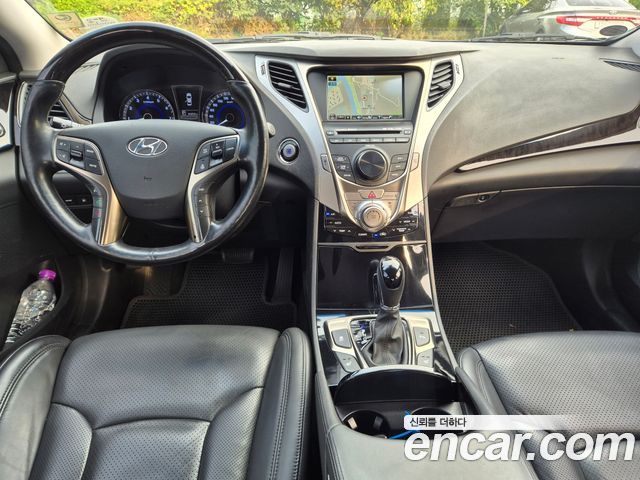 Hyundai Grandeur 2011 — photo 7
