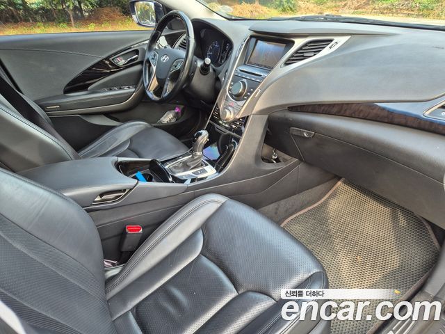 Hyundai Grandeur 2011 — photo 8