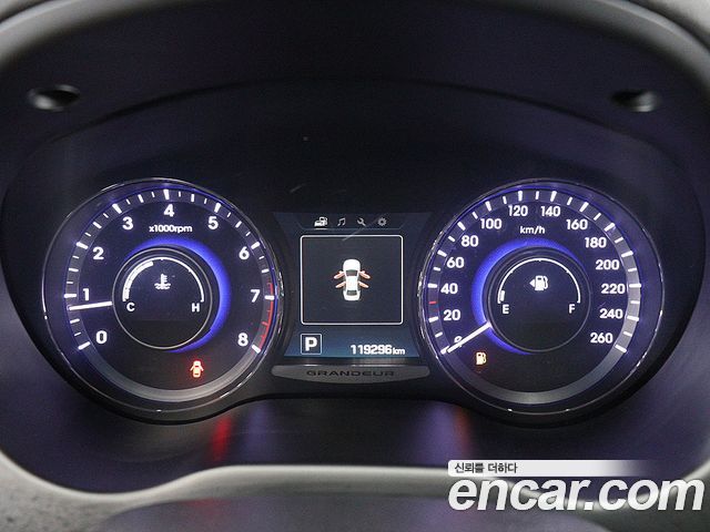 Hyundai Grandeur 2016 — photo 8