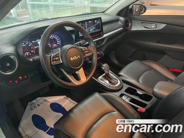 Kia K3 2022 — photo 5