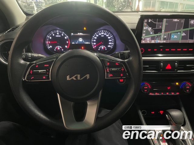 Kia K3 2022 — photo 11