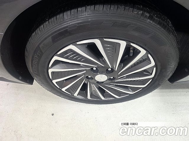 Hyundai Sonata 2022 — photo 17