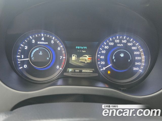 Hyundai Grandeur 2014 — photo 8