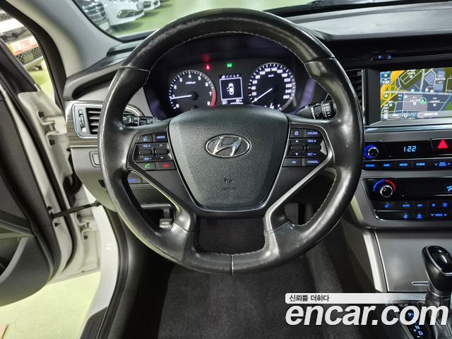 Hyundai Sonata 2015 — photo 14