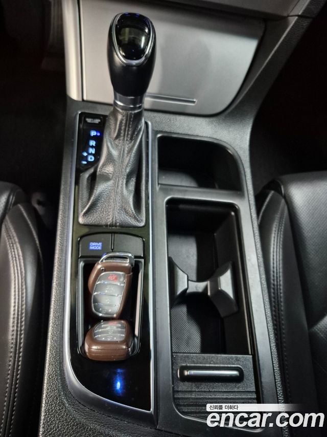 Hyundai Sonata 2015 — photo 16