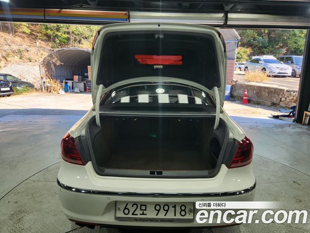 Volkswagen CC 2013 — photo 8