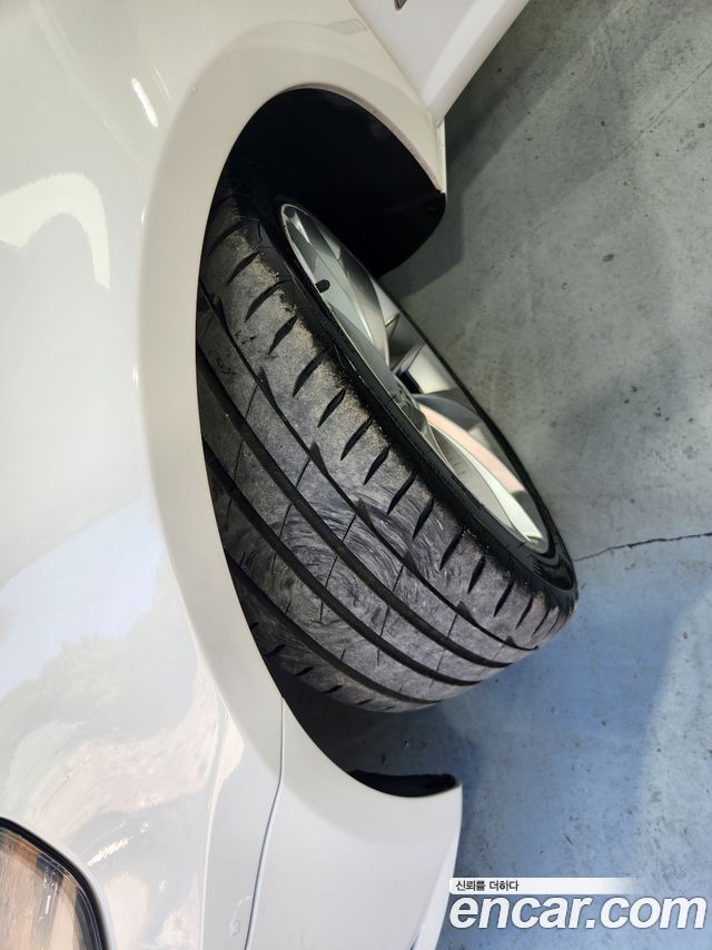 Volkswagen CC 2013 — photo 20