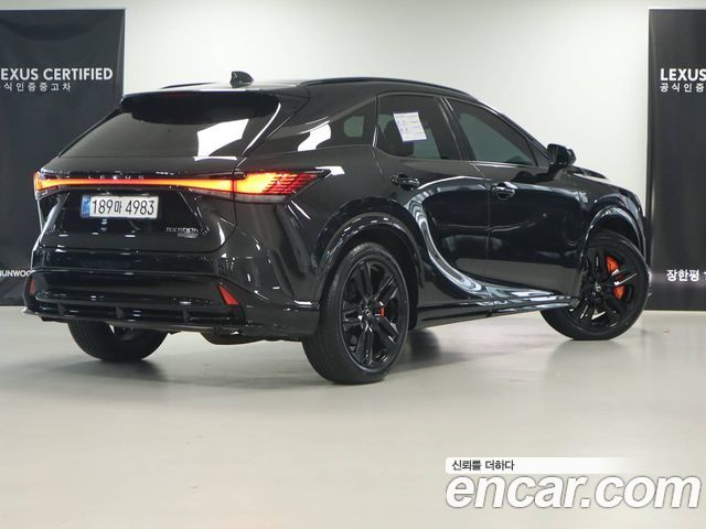 Lexus RX 2025 — photo 2