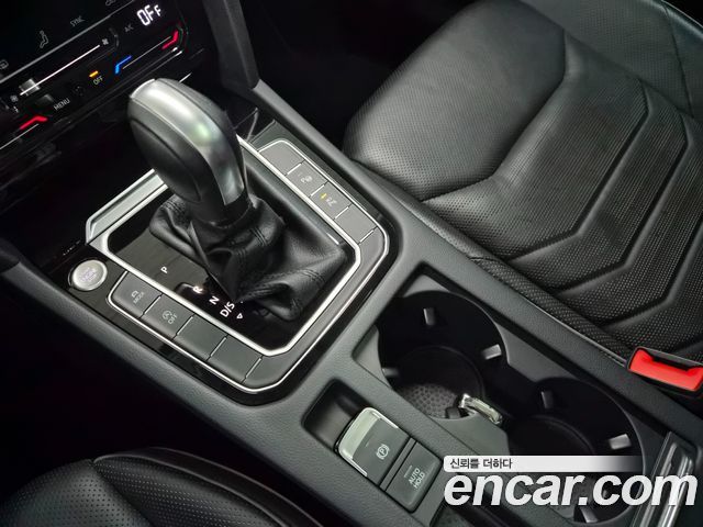 Volkswagen Arteon 2023 — photo 9