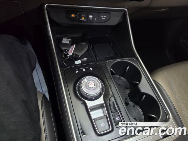 Kia Canival 2025 — photo 10