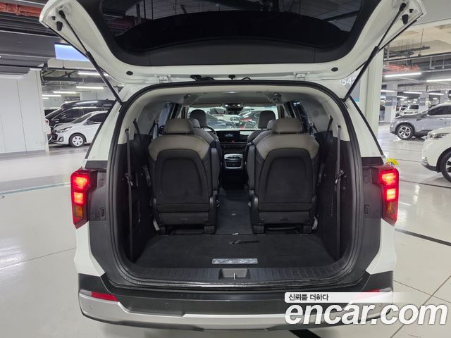 Kia Canival 2025 — photo 14