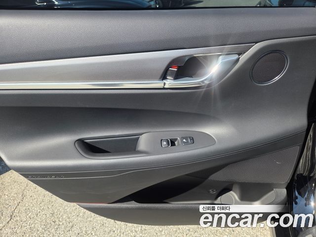 Hyundai Grandeur 2023 — photo 16