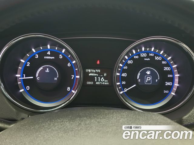 Hyundai Sonata 2012 — photo 8