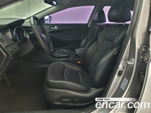 Hyundai Sonata 2012 — photo 10