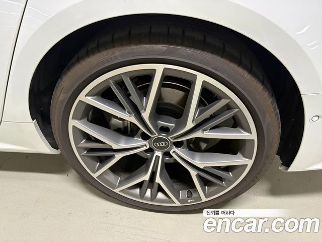 Audi A7 2025 — photo 6