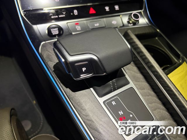 Audi A7 2025 — photo 9