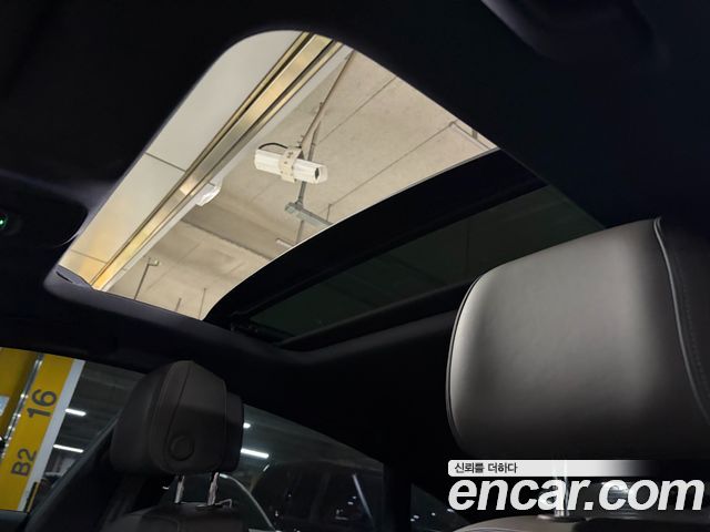 Audi A7 2025 — photo 17
