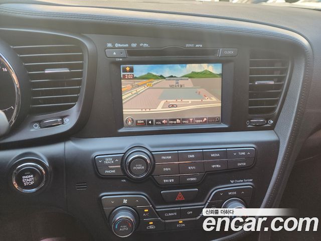 Kia K5 2012 — photo 10