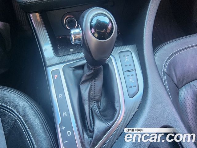 Kia K5 2012 — photo 12