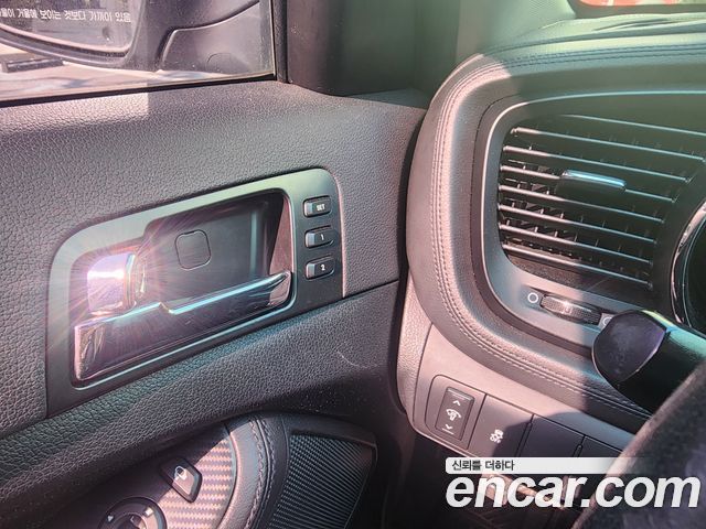 Kia K5 2012 — photo 14