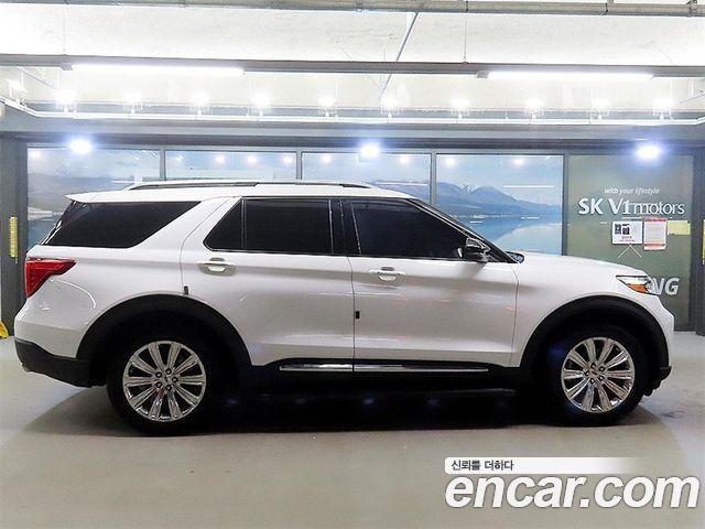 Ford Explorer 2020 — photo 3