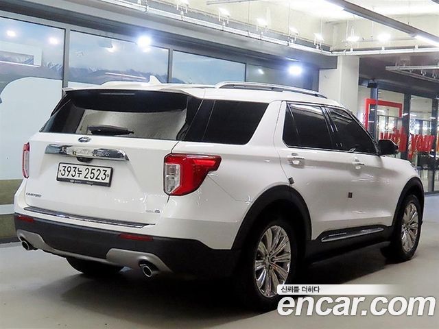 Ford Explorer 2020 — photo 4
