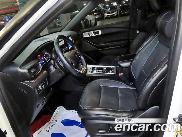 Ford Explorer 2020 — photo 6