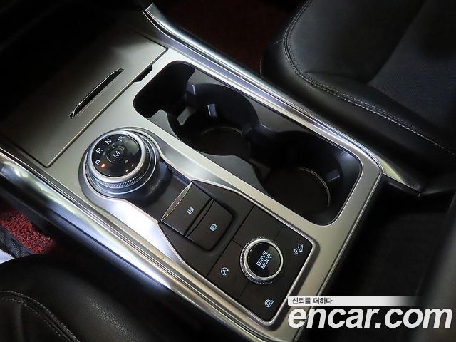 Ford Explorer 2020 — photo 12