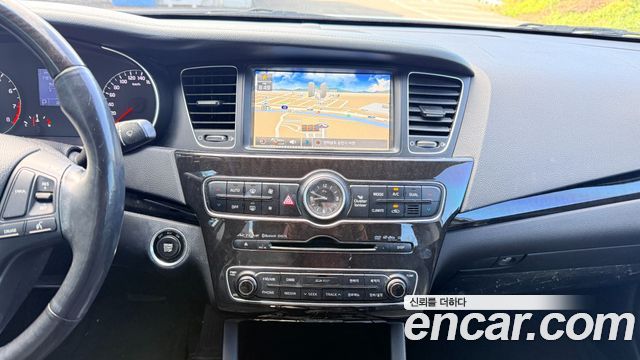 Kia K7 2013 — photo 13