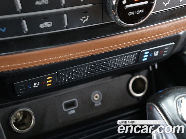 KG Mobility Rexton 2018 — photo 15