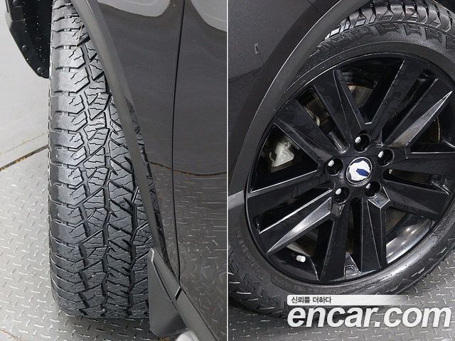 KG Mobility Rexton 2018 — photo 20