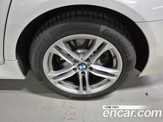BMW 5-Series 2016 — photo 6
