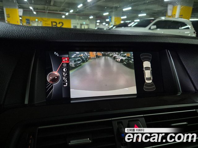 BMW 5-Series 2016 — photo 14