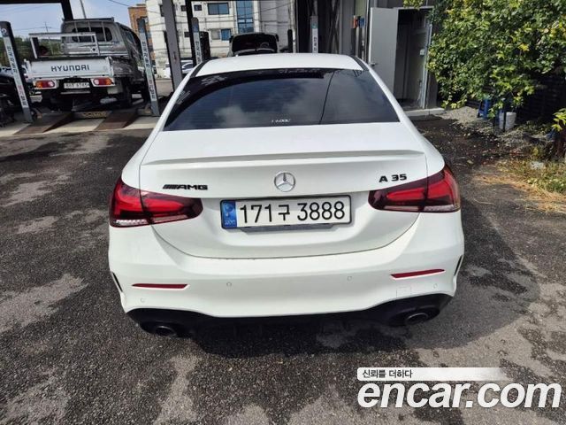 Mercedes-Benz A-Class 2023 — photo 3