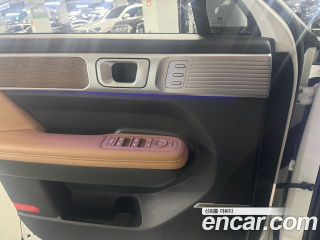Hyundai Santafe 2025 — photo 9