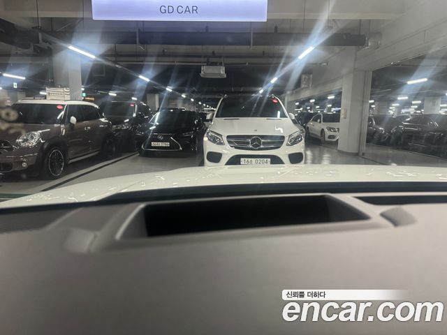 Hyundai Santafe 2025 — photo 11