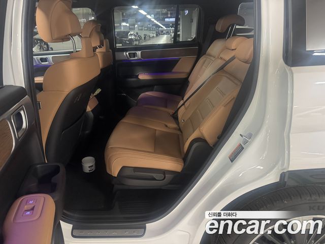 Hyundai Santafe 2025 — photo 12