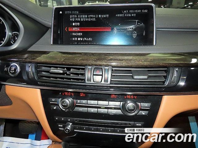 BMW X6 2018 — photo 11