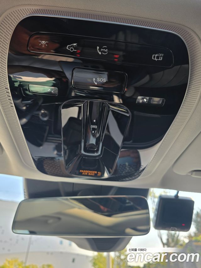 Mercedes-Benz E-Class 2025 — photo 16
