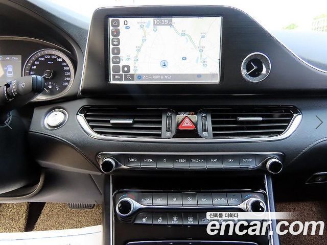 Hyundai Grandeur 2018 — photo 13